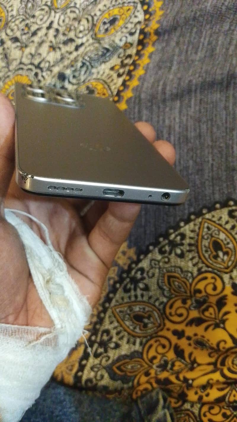 Itel A90 3