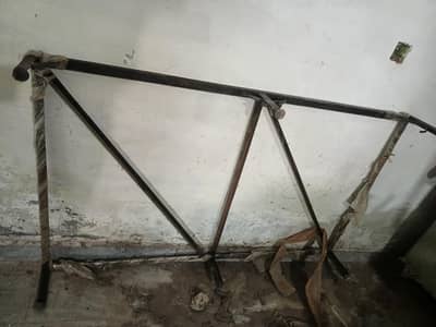 Patti stand for sale