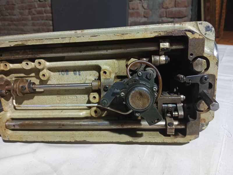 Jucki Machine Head 6