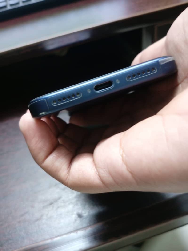 Apple iPhone 17 Pro Max JV LLA 7