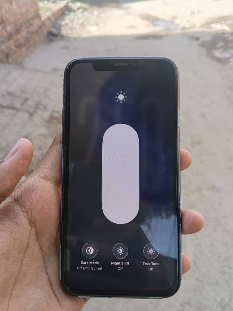 Apple iPhone 11 Pro 1