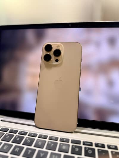 Apple iPhone 16 Pro Max