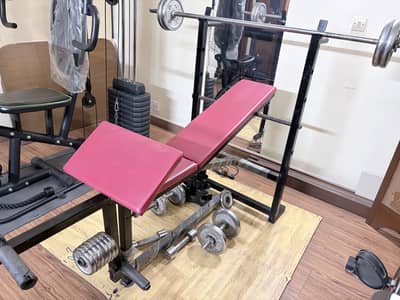 Bench press with leg extension