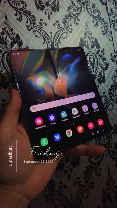 Samsung Galaxy Z Fold 4 Inner Screen Damage