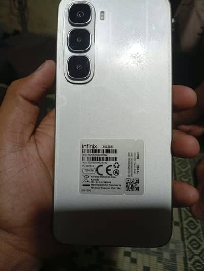 Infinix hot 60i 6+128 ha