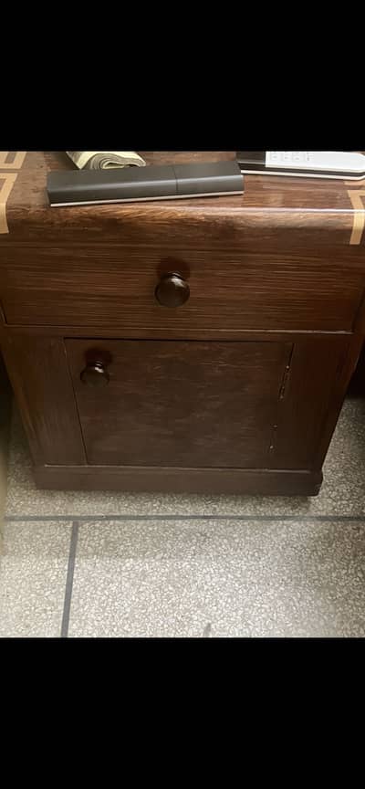 Single Bed with Side table and Mattass