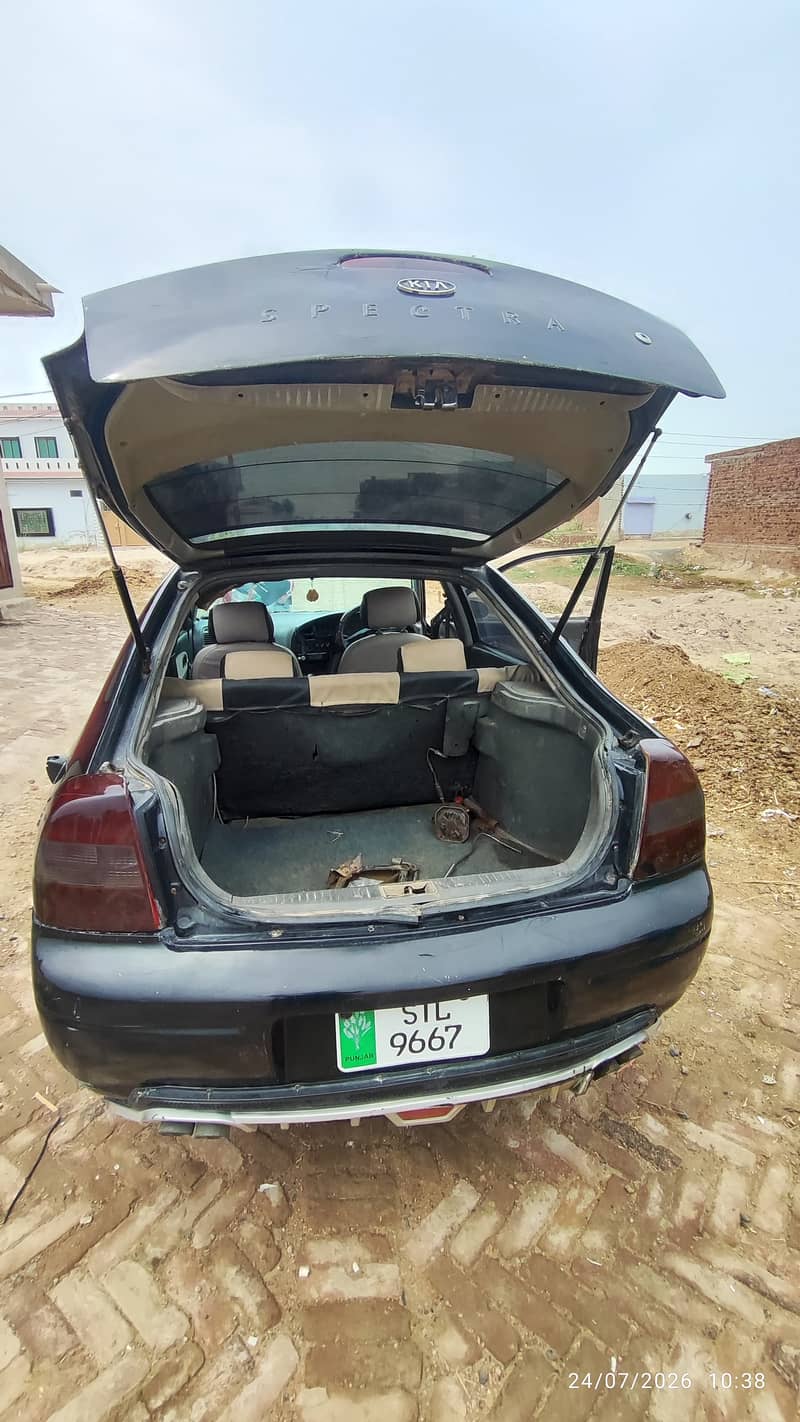 Kia spectra 10