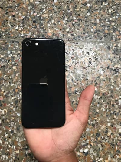 Apple iPhone SE