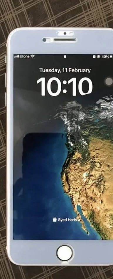 Apple iPhone 8 Plus 3