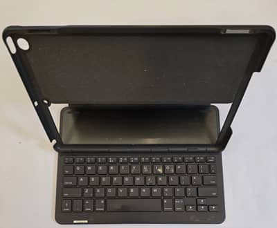 Tablet bluetooth keyboard