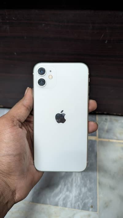 Apple iPhone 11
