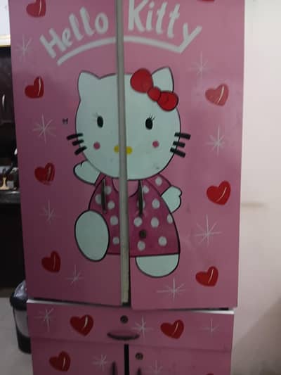 kids wardrobe
