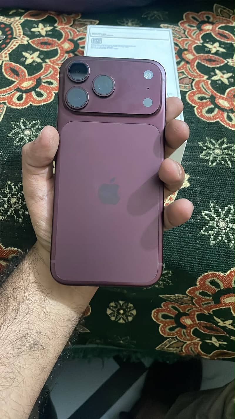 Apple iPhone 18 Pro Max 1