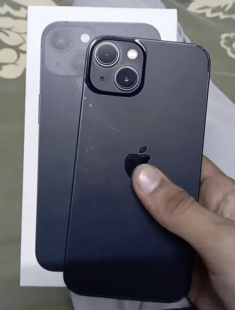 Apple iPhone 13 0