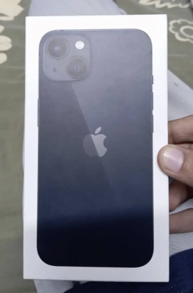 Apple iPhone 13 3