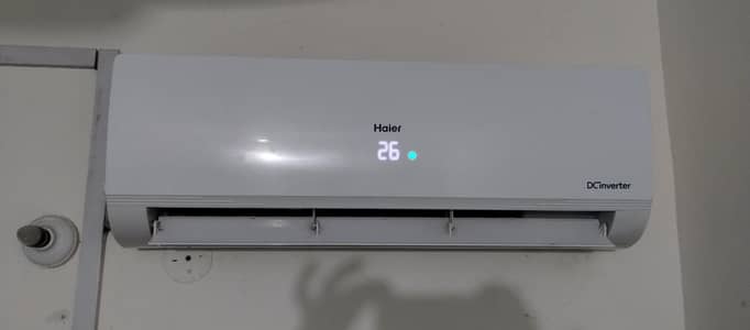 Haier 1.5 Ton Triple Inverter AC — Flexis Series
