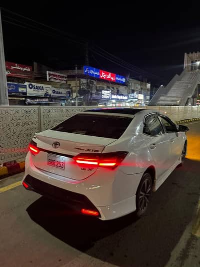 Toyota Corolla Altis 2015