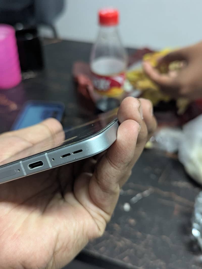 One Plus 13t 3