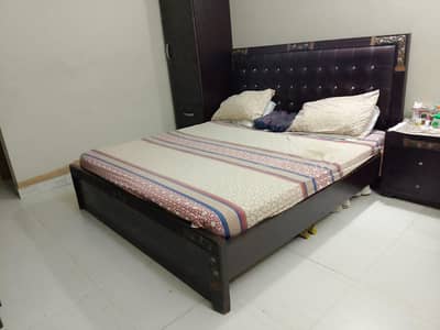 Bed Set with side tables