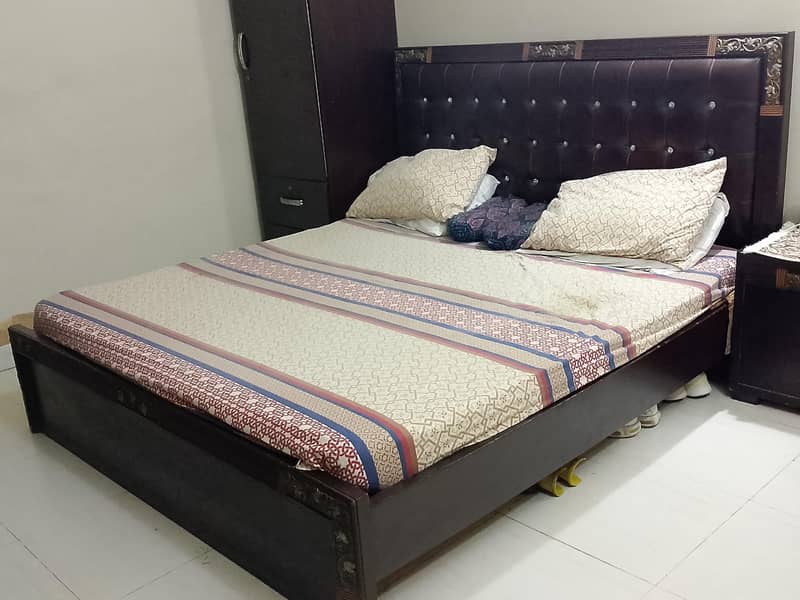 Bed Set with side tables 4