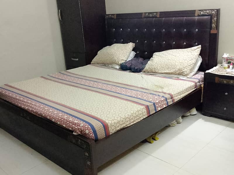 Bed Set with side tables 5