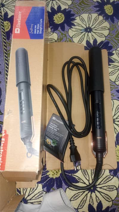 Dawlnace Hair Straightener for sale