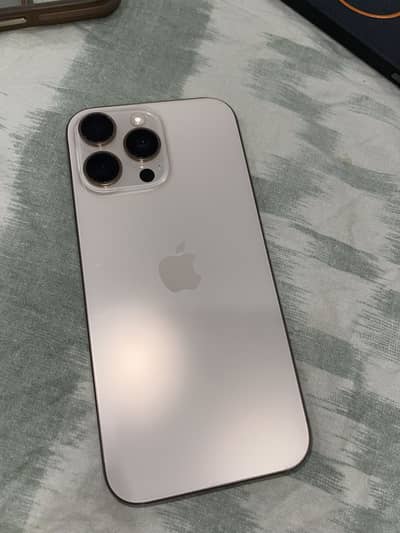 Apple iPhone 16 Pro Max