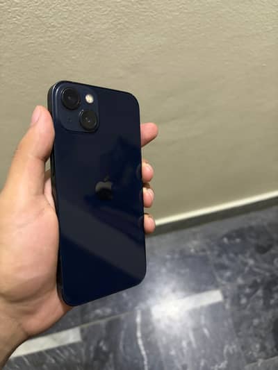 Apple iPhone 13 jv