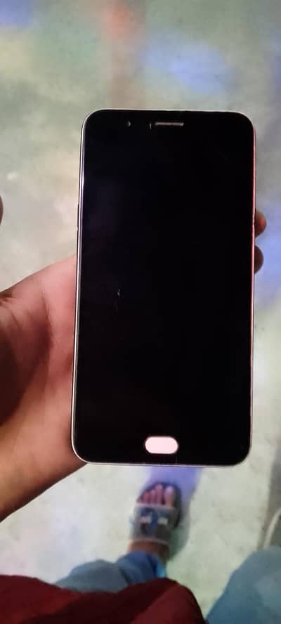 OPPO F9