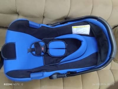 Rarely used Carry Cot plus car seat