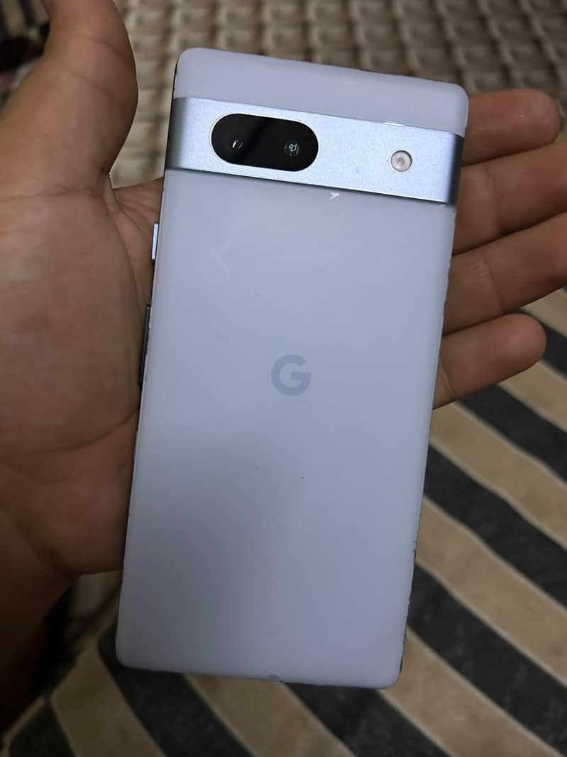 Google Pixel 7 3