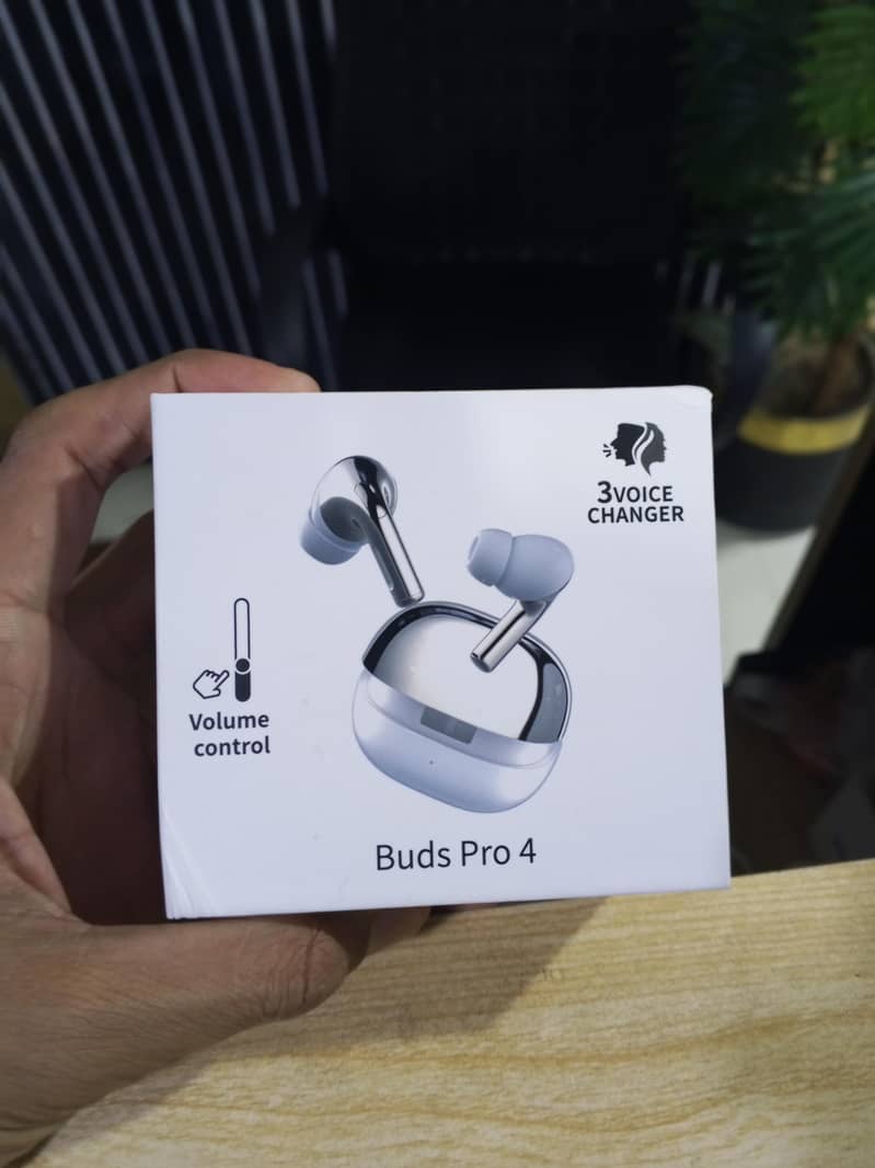 Buds pro 4 4