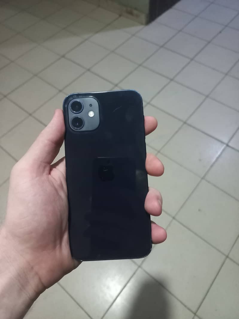 Apple iPhone 12 5