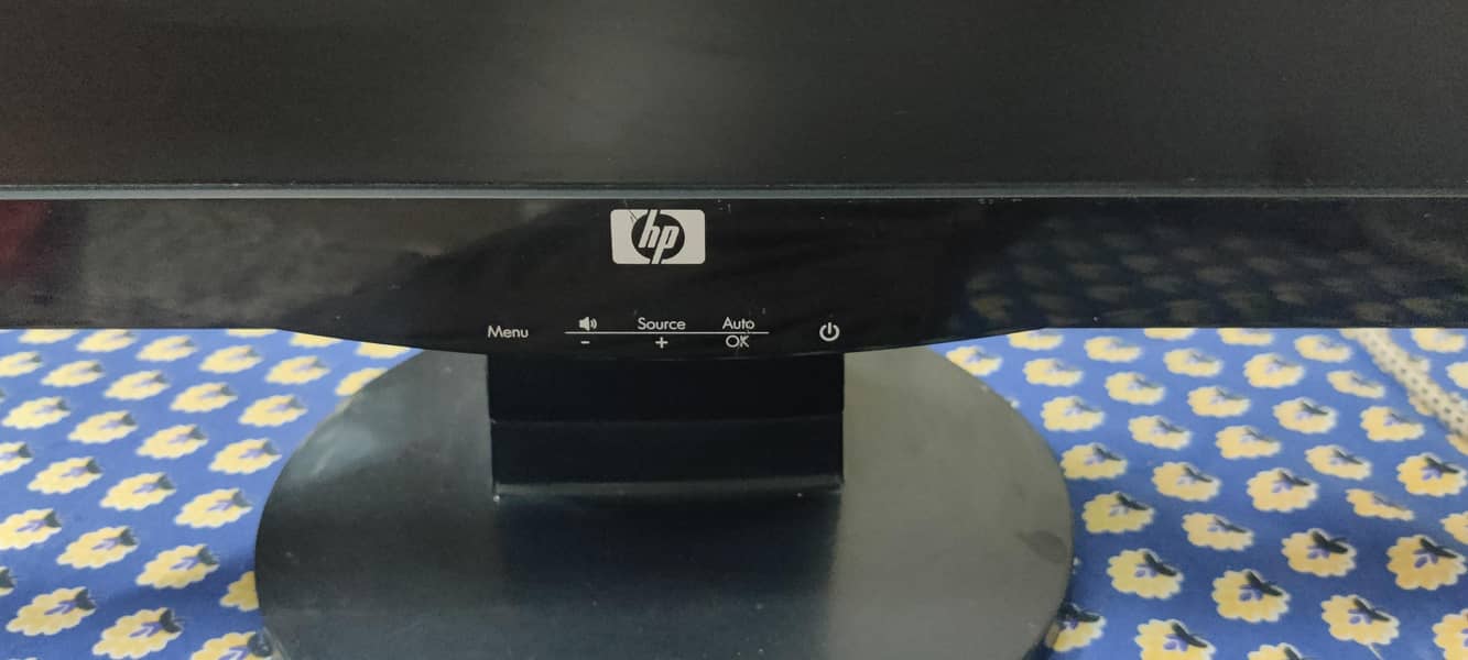 LCD 22 inch 1