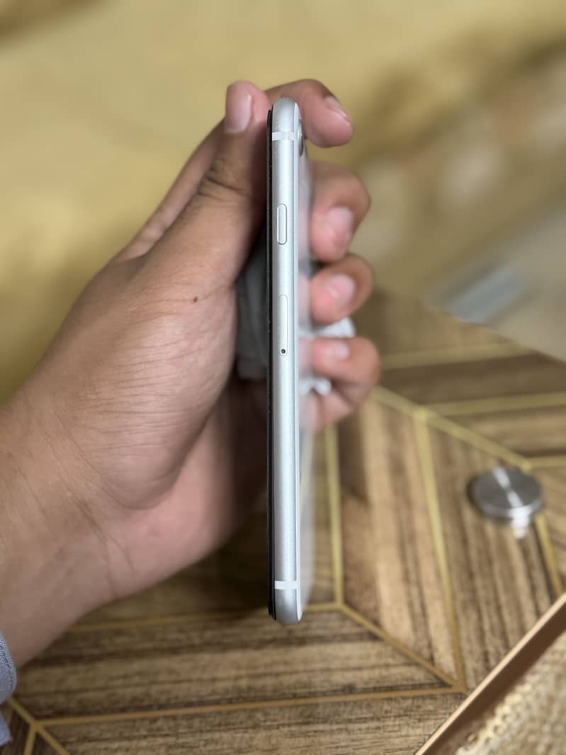 Apple iPhone SE 5