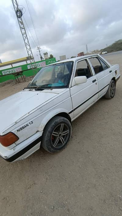 Nissan Sunny 1989