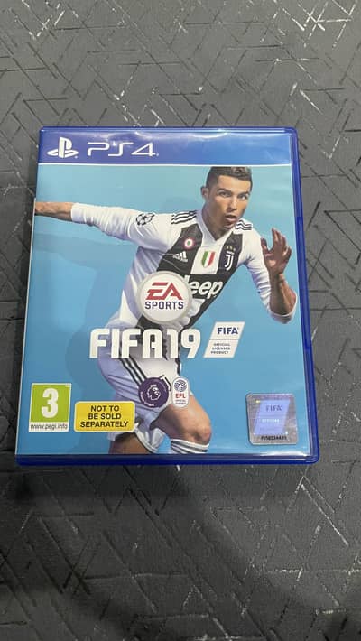 FIFA 19 ps4 cd