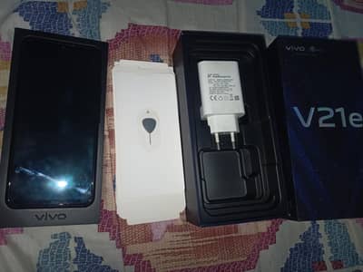 Vivo V21e used by lady full care no open no repair