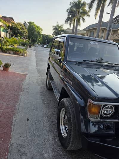 Toyota Land Cruiser 1987 RKR
