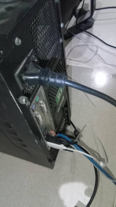 Core i7 6th Gen With 8Gb DDR4 Ram