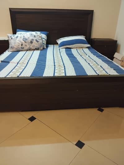 wooden king bed set
