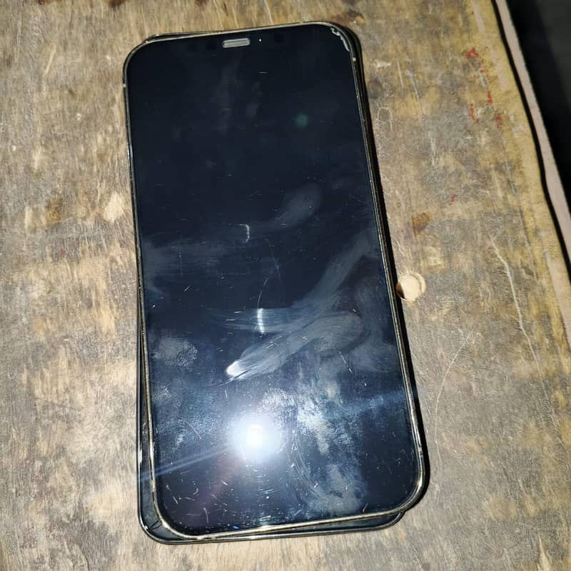 Apple iPhone 12 Pro 3