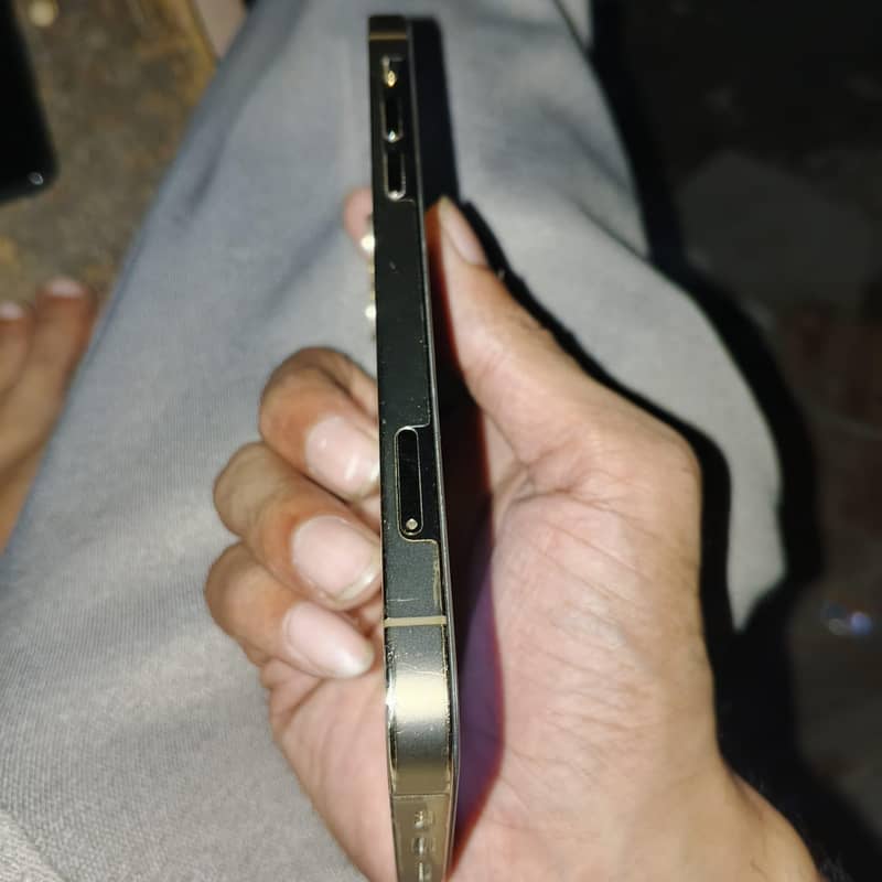 Apple iPhone 12 Pro 5