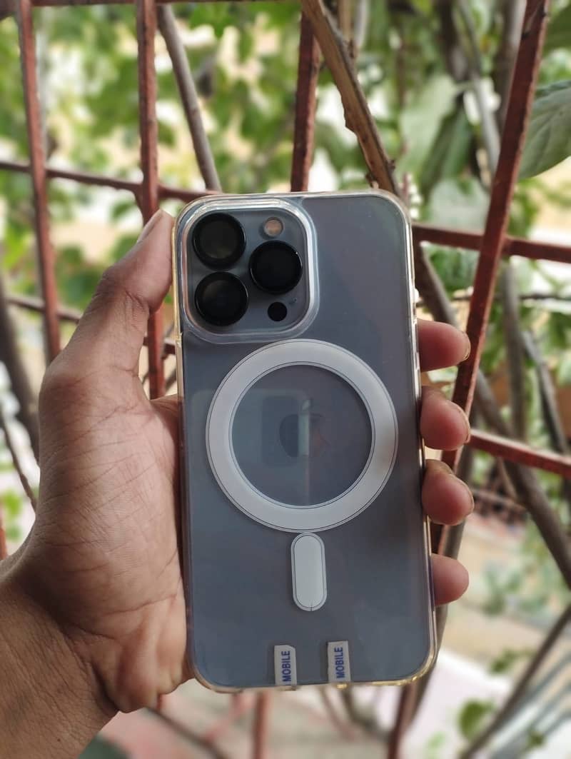 IPHONE 13 PRO 4