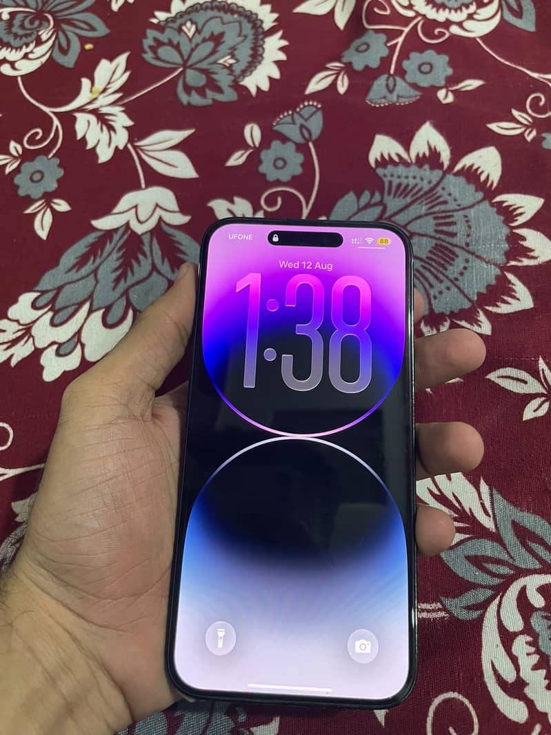 Apple iPhone 14 Pro Max 0