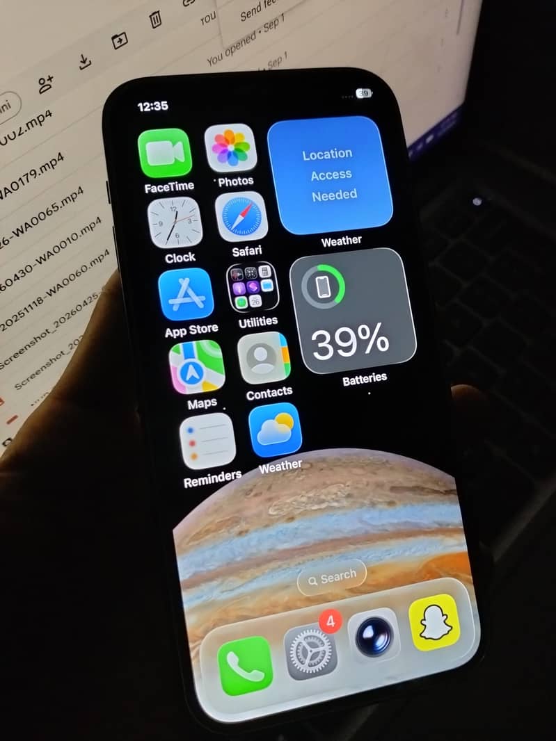 Apple iPhone 12 1