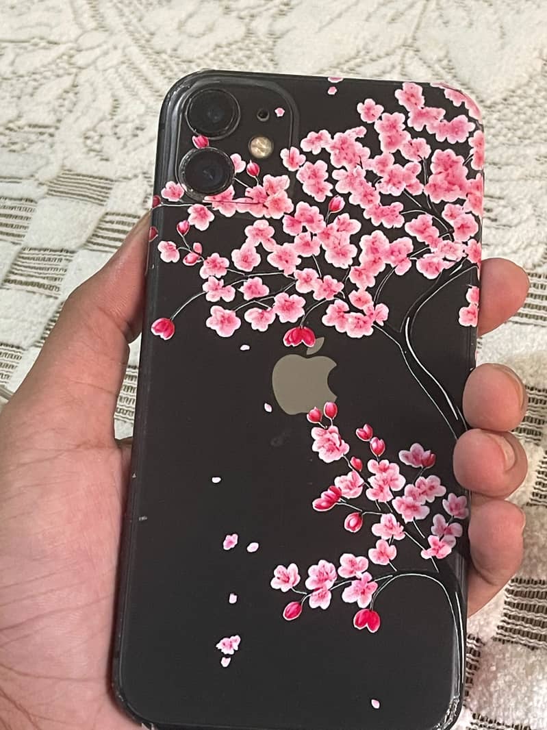 Apple iPhone 11 4