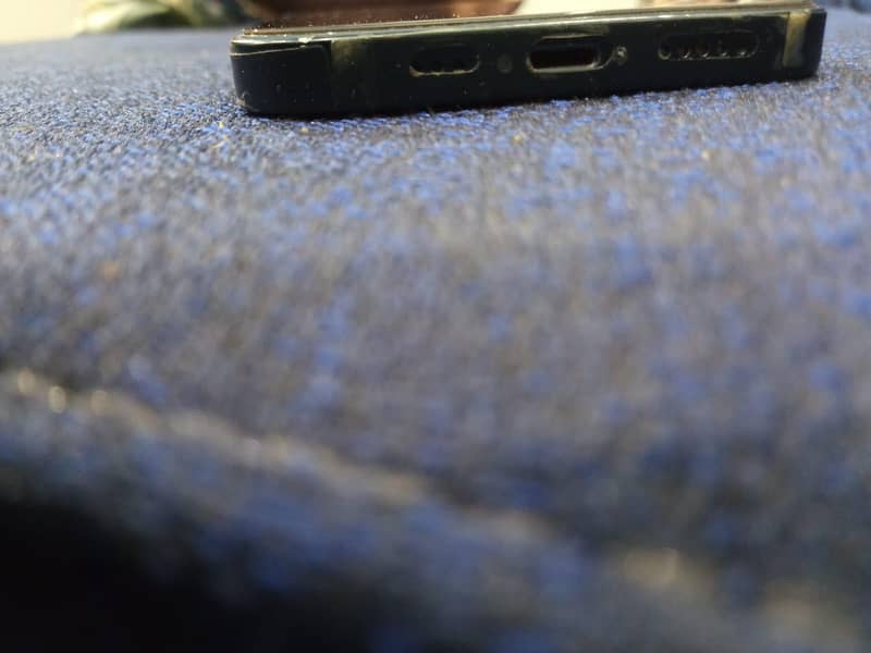 Apple iPhone 13 3