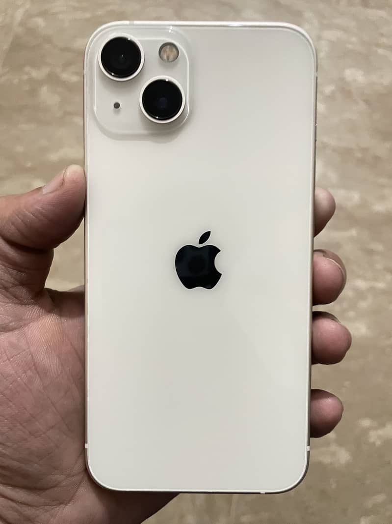 Apple iPhone 13 0