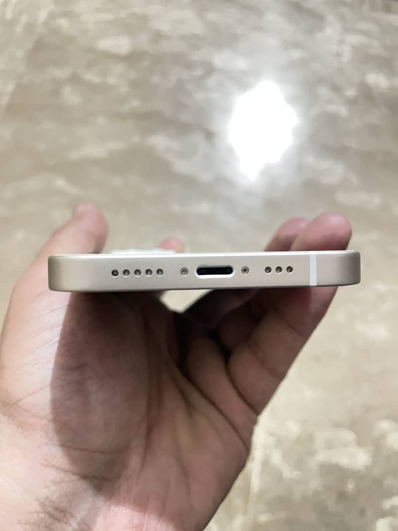 Apple iPhone 13 3